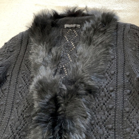 PERUVIAN Connection Black Dacha Alpaca Cardigan. Size M. P/72/A822 - Picture 6 of 14